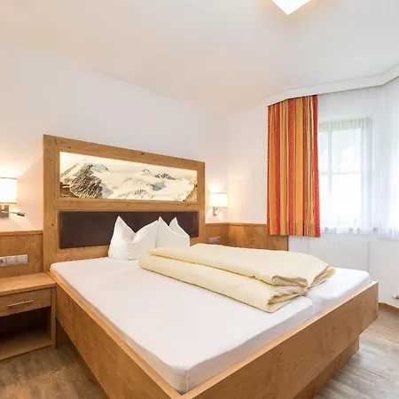 普尔特席勒公寓 *